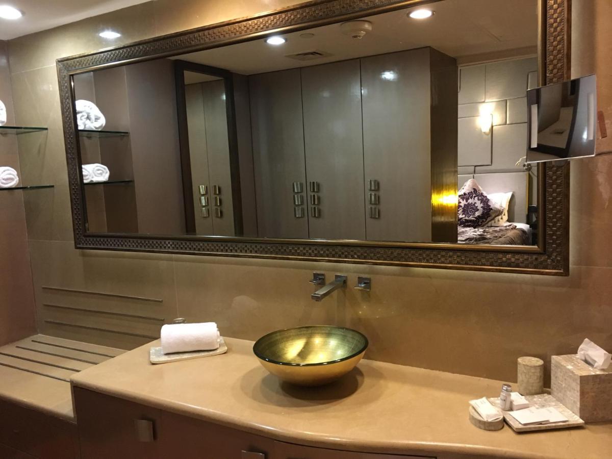 Radisson Blu Hotel Mbd Ludhiana Buitenkant foto