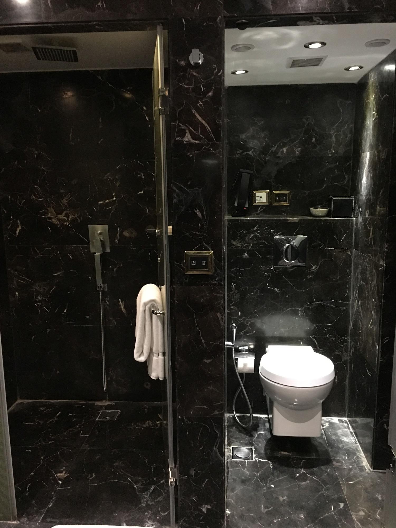 Radisson Blu Hotel Mbd Ludhiana Buitenkant foto