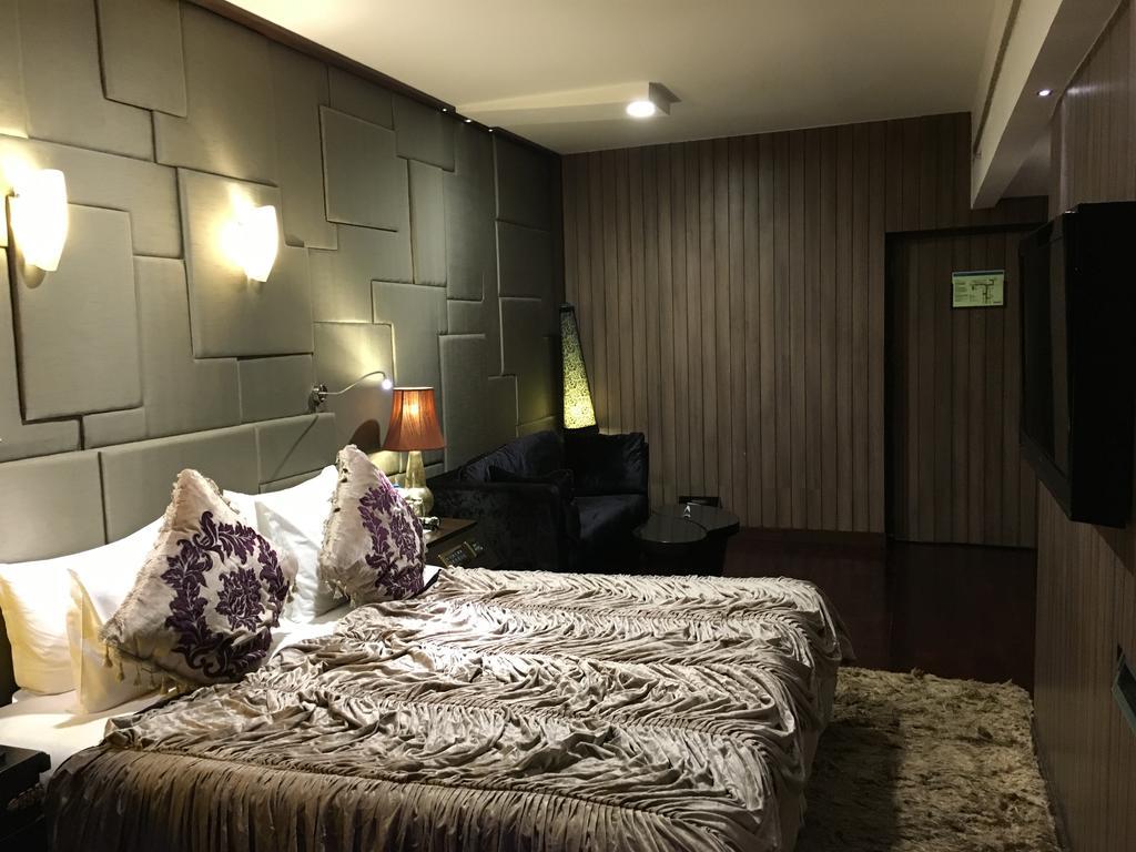 Radisson Blu Hotel Mbd Ludhiana Buitenkant foto
